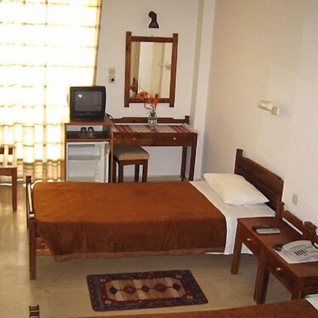 Doxa Hotel Agios Nikolaos Exteriör bild