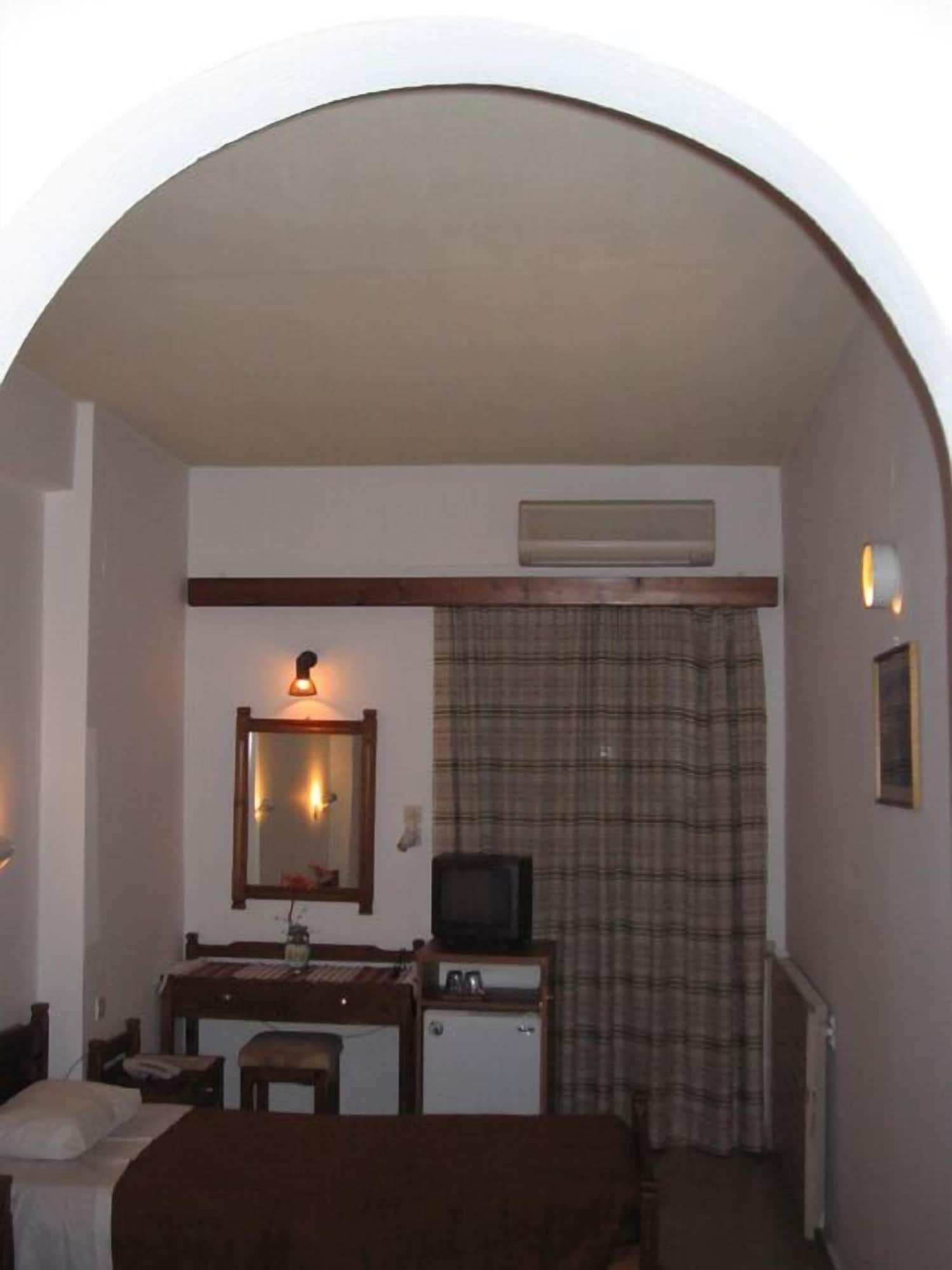Doxa Hotel Agios Nikolaos Exteriör bild